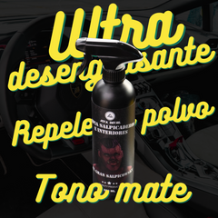 Limpia salpicaderos e interiores - Jota Detail